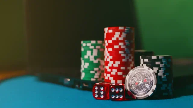 Ưu điểm nổi bật của game Xì Tố tại Manclub